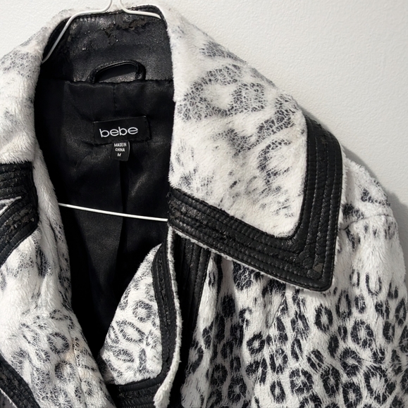 Bebe Snow Leopard Trench Coat - US M - Picture 4 of 16